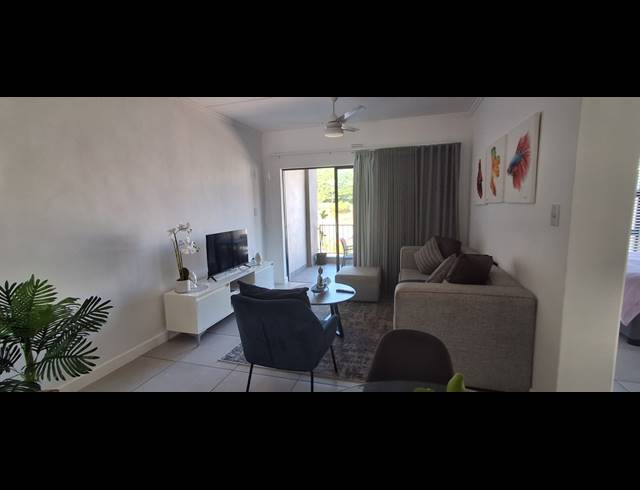 2 BEDROOM APARTMENT TO LET IN BALLITO CENTRAL